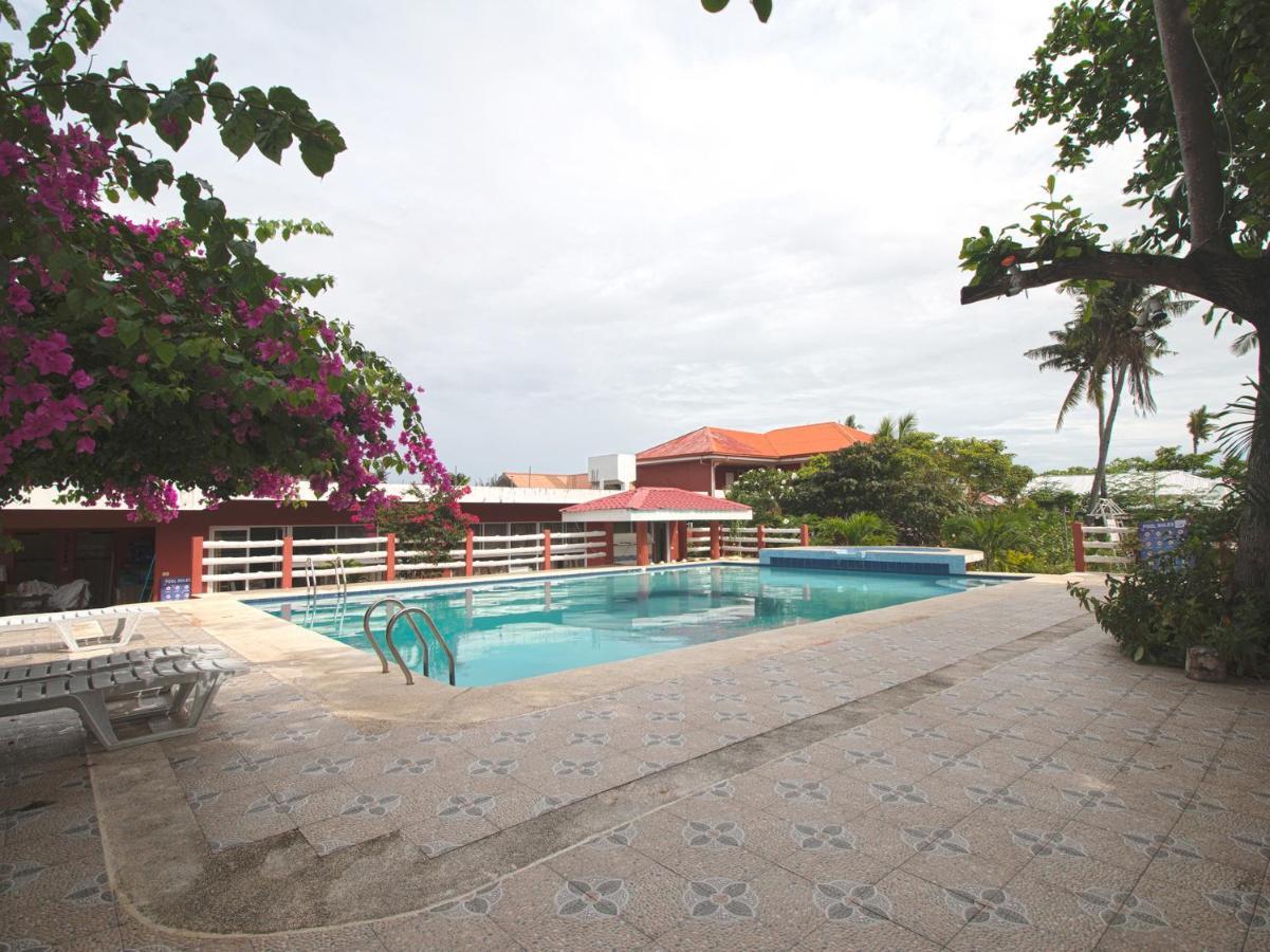 Oyo 853 Malapascua Beach And Dive Resort Eksteriør billede